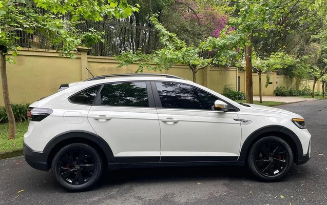 imagem-https://www.socarrao.com.br/sc-vehicle-images-prod/4299181/1791386131810-8551010_8_B_e9479f992f.jpeg