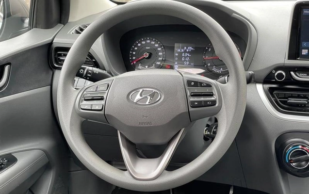 imagem-https://www.socarrao.com.br/sc-vehicle-images-prod/4299276/1791577400867-8551402_15_B_c25d9c9124.jpeg