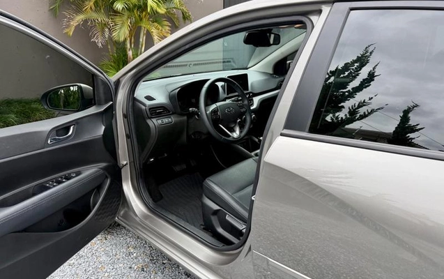 imagem-https://www.socarrao.com.br/sc-vehicle-images-prod/4299326/1791405280702-8548031_9_B_c38c5e3264.jpeg