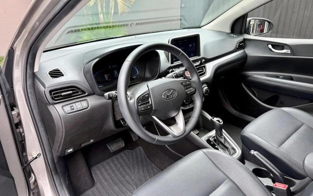 imagem-https://www.socarrao.com.br/sc-vehicle-images-prod/4299326/1791405280704-8548031_10_B_15434cb062.jpeg