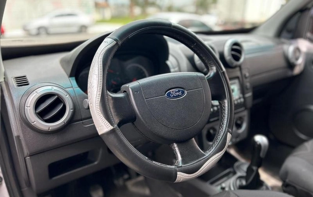 imagem-https://www.socarrao.com.br/sc-vehicle-images-prod/4299418/1791722687900-8550865_8_B_6deec82c9f.jpeg
