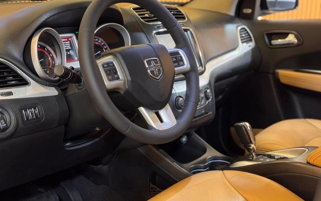 imagem-https://www.socarrao.com.br/sc-vehicle-images-prod/4299443/1791986419699-8416628_10_B_ac10e29774.jpeg