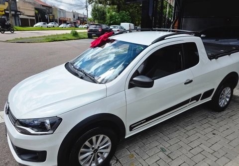 Volkswagen Saveiro 2014 Branco — foto 1 de 3