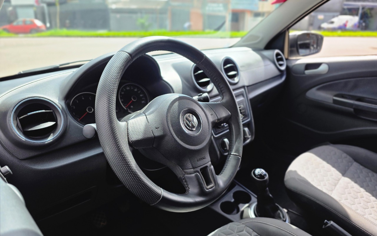 imagem-https://www.socarrao.com.br/sc-vehicle-images-prod/4299468/1791388748813-MjAyNjEwMDdfMDk0NjU1LmpwZw.jpg