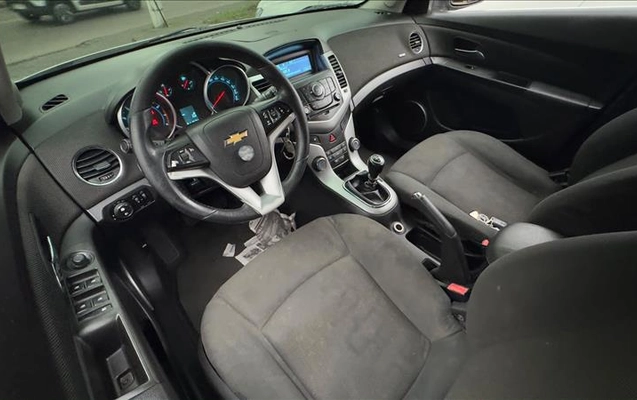 imagem-https://www.socarrao.com.br/sc-vehicle-images-prod/4299499/1791388499497-AXK-9C16_04.jpg