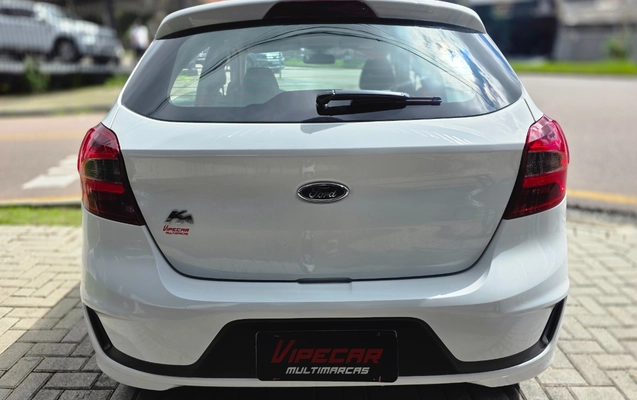 imagem-https://www.socarrao.com.br/sc-vehicle-images-prod/4299522/1791388711810-MjAyNjEwMDdfMTAwODI3LmpwZw.jpg