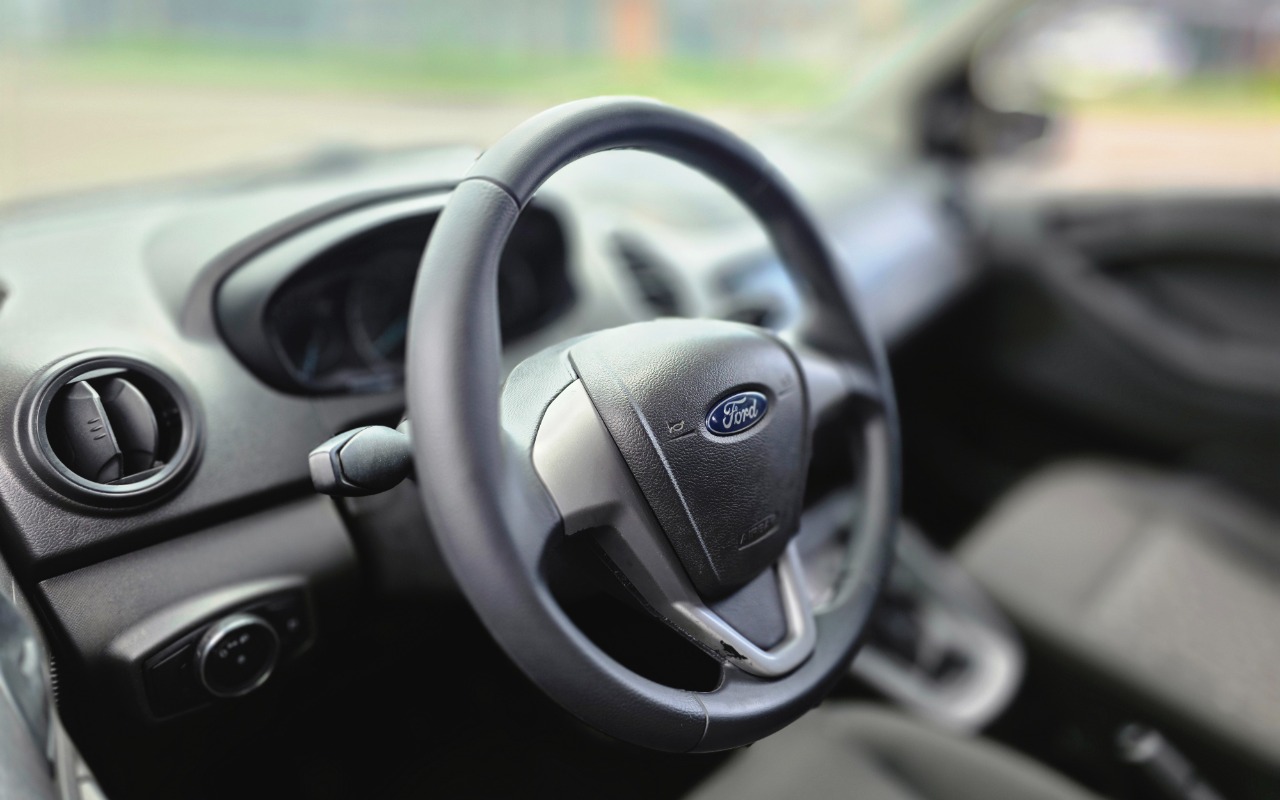 imagem-https://www.socarrao.com.br/sc-vehicle-images-prod/4299522/1791388712126-MjAyNjEwMDdfMTAwOTMwLmpwZw.jpg