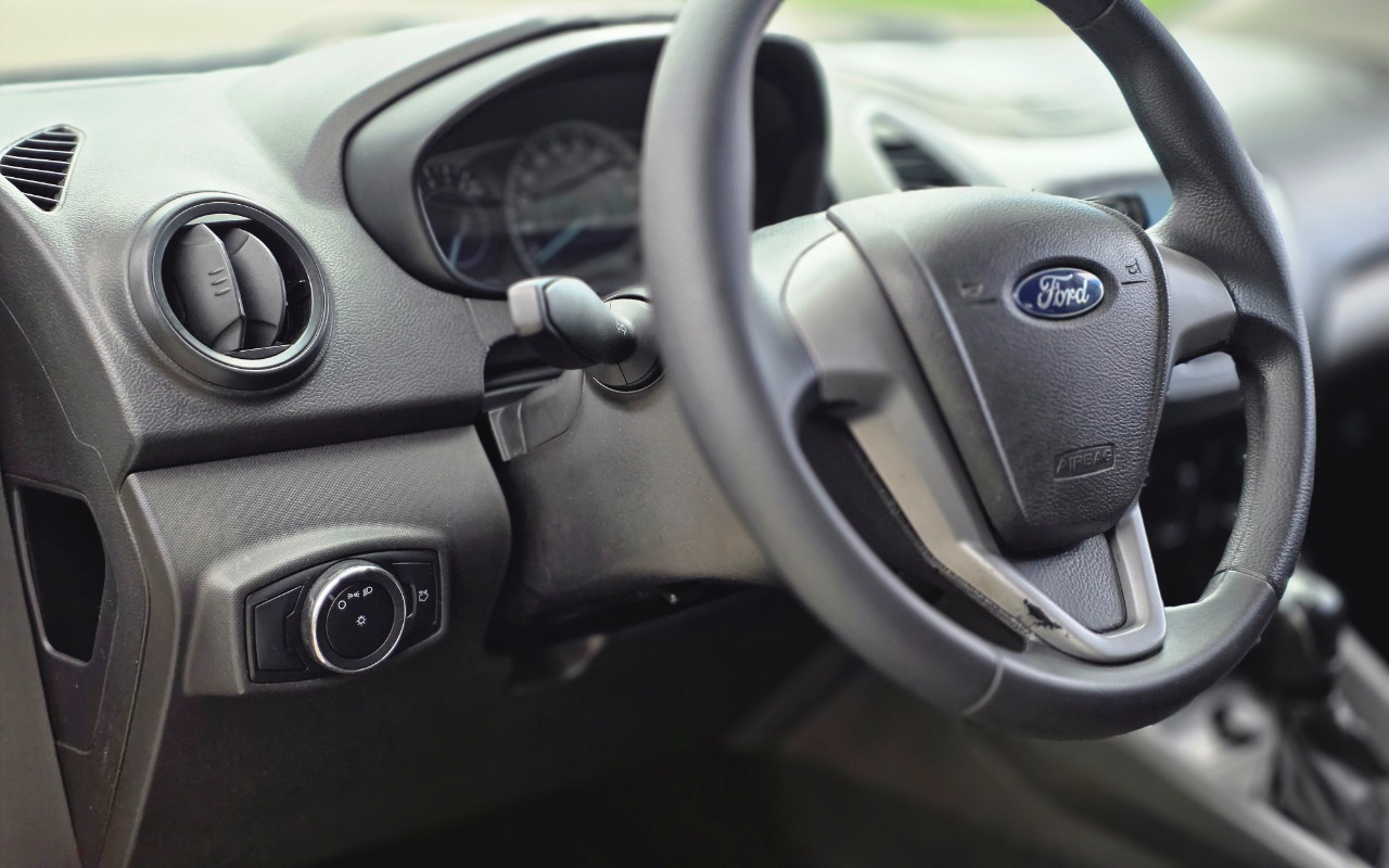 imagem-https://www.socarrao.com.br/sc-vehicle-images-prod/4299522/1791388712483-MjAyNjEwMDdfMTAxMTEyLmpwZw.jpg