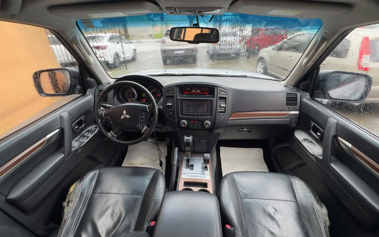 imagem-https://www.socarrao.com.br/sc-vehicle-images-prod/4299529/1791388877923-V2hhdHNBcHAgSW1hZ2UgMjAyNi0xMC0wNiBhdCAxNS4yMS4xOCAoNCkuanBlZw.jpeg