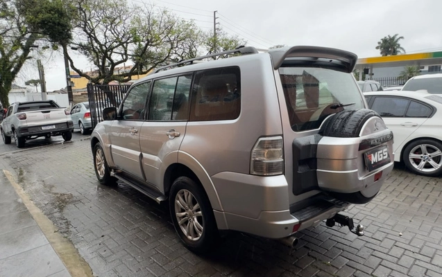 imagem-https://www.socarrao.com.br/sc-vehicle-images-prod/4299529/1791388878027-V2hhdHNBcHAgSW1hZ2UgMjAyNi0xMC0wNiBhdCAxNS4yMS4xOCAoMikuanBlZw.jpeg
