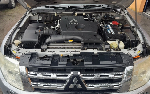imagem-https://www.socarrao.com.br/sc-vehicle-images-prod/4299529/1791388878592-V2hhdHNBcHAgSW1hZ2UgMjAyNi0xMC0wNiBhdCAxNS4yMS4yMCAoMSkuanBlZw.jpeg