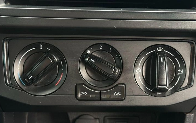 imagem-https://www.socarrao.com.br/sc-vehicle-images-prod/4299566/1792172881787-8504069_2_B_a0f7f350fe.jpeg
