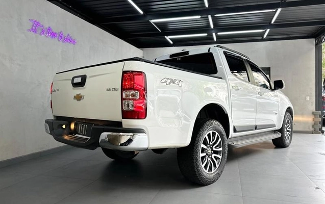imagem-https://www.socarrao.com.br/sc-vehicle-images-prod/4299599/1791389371189-8511969_3_B_0221685f46.jpeg