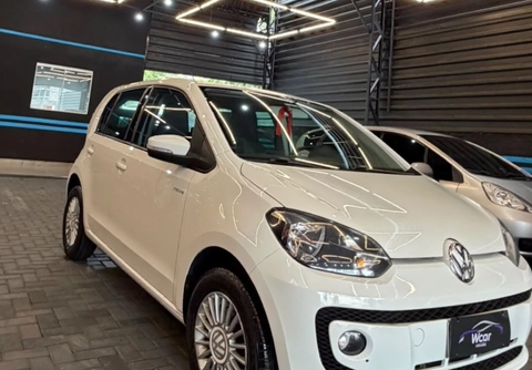 Volkswagen Up! 2017 Branco — foto 1 de 1