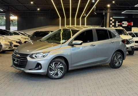 Chevrolet Onix 2025 Prata — foto 1 de 3
