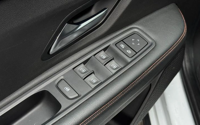 imagem-https://www.socarrao.com.br/sc-vehicle-images-prod/4299827/1791545946251-8500518_0_B_74e047600c.jpeg