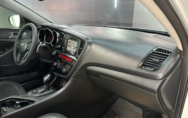 imagem-https://www.socarrao.com.br/sc-vehicle-images-prod/4299842/1791406493932-003_b7a282d2f6bf0ca37c7292e4b27bd816.jpg