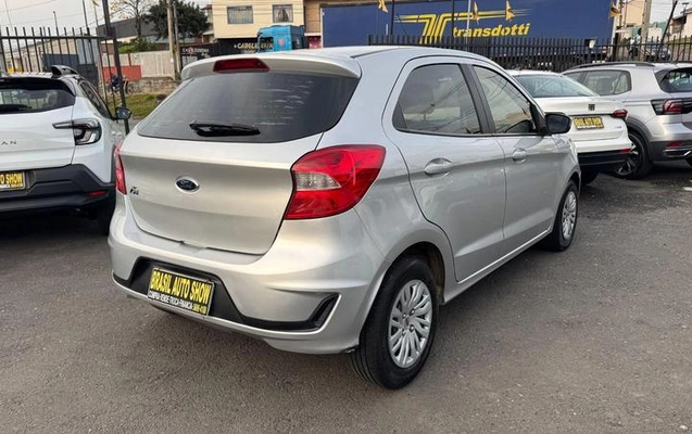 imagem-https://www.socarrao.com.br/sc-vehicle-images-prod/4299853/1791545952856-8500558_7_B_29f7ea82a6.jpeg
