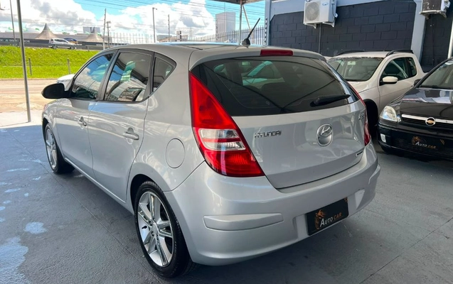 imagem-https://www.socarrao.com.br/sc-vehicle-images-prod/4299928/1791489927552-gb-e515304.jpg