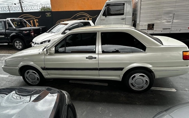 imagem-https://www.socarrao.com.br/sc-vehicle-images-prod/4300028/1791392644236-FPY1qDSCb4BmCAsvR7Wrnl6ej3zYKn32.jpg