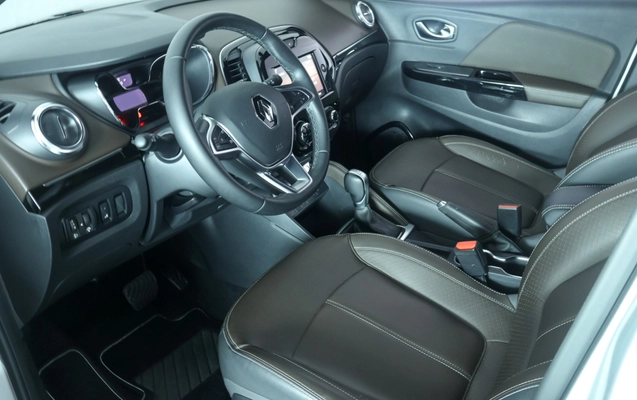 imagem-https://www.socarrao.com.br/sc-vehicle-images-prod/4300029/1791392680243-28b12d7f-32c8-41e4-9899-cebe6750bd4e.jpg