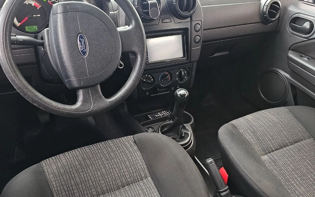 imagem-https://www.socarrao.com.br/sc-vehicle-images-prod/4300098/1791393110779-gb-db41617.jpg