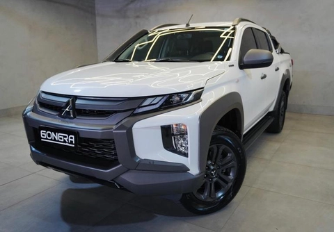 Mitsubishi Triton 2025 Branco — foto 1 de 3