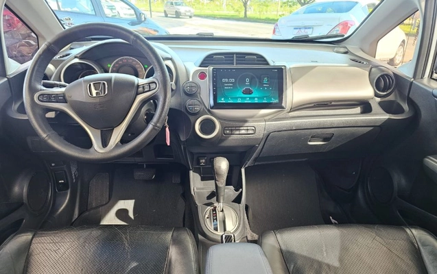 imagem-https://www.socarrao.com.br/sc-vehicle-images-prod/4300135/1791393406377-gb-3cee633.jpeg