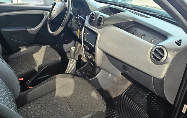 imagem-https://www.socarrao.com.br/sc-vehicle-images-prod/4300201/1791393678597-gb-f1007c6.jpeg