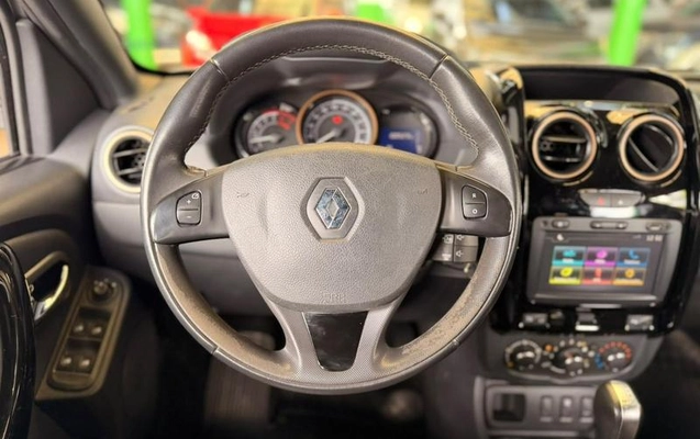 imagem-https://www.socarrao.com.br/sc-vehicle-images-prod/4300202/1791490176460-8526487_3_B_d366e63fce.jpeg