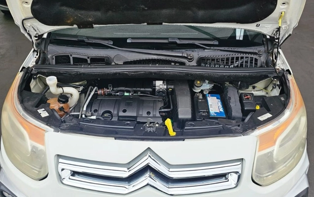 imagem-https://www.socarrao.com.br/sc-vehicle-images-prod/4300208/1791393707009-gb-02af0e8.jpeg