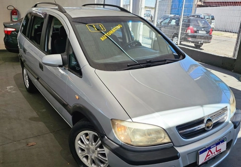 Chevrolet Zafira 2011 Prata — foto 1 de 3