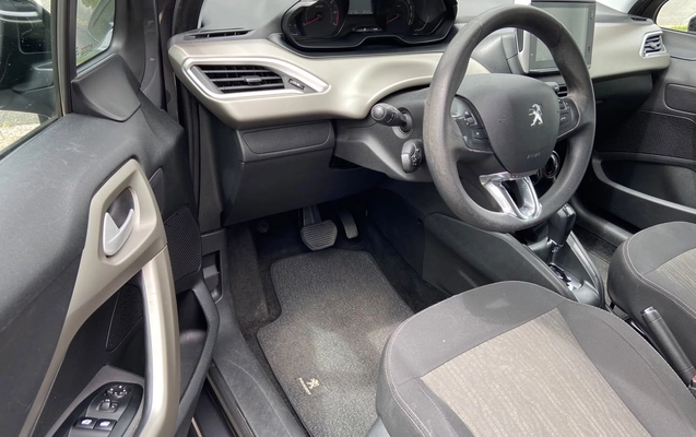 imagem-https://www.socarrao.com.br/sc-vehicle-images-prod/4300227/1791393970490-V2hhdHNBcHAgSW1hZ2UgMjAyNi0xMC0wNyBhdCAxMy41OC4zMSAoMSkuanBlZw.jpeg