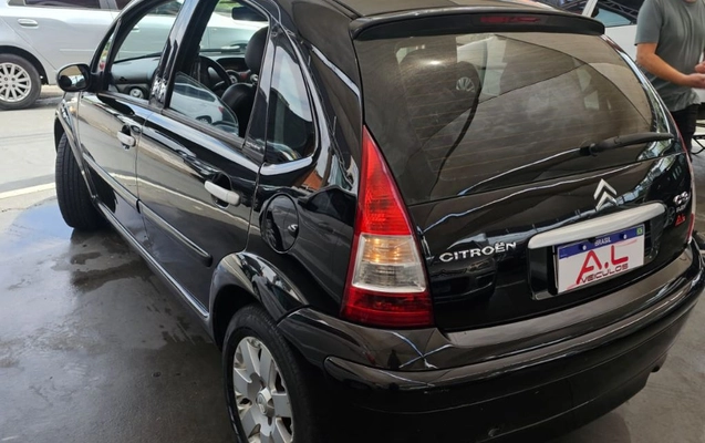 imagem-https://www.socarrao.com.br/sc-vehicle-images-prod/4300237/1791393823157-gb-4a9e8d9.jpeg