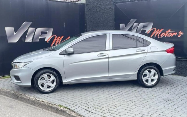 imagem-https://www.socarrao.com.br/sc-vehicle-images-prod/4300266/1791821802616-8551983_4_B_b1c69c1c9f.jpeg