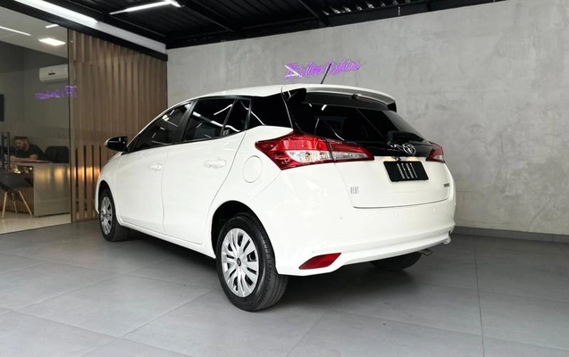 imagem-https://www.socarrao.com.br/sc-vehicle-images-prod/4300267/1791394217372-8509138_6_B_41fcbae05c.jpeg