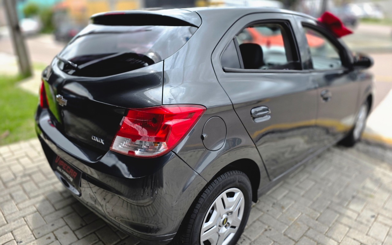 imagem-https://www.socarrao.com.br/sc-vehicle-images-prod/4300359/1791396886892-MjAyNjEwMDdfMTM0MjIwLmpwZw.jpg
