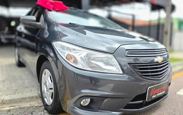 imagem-https://www.socarrao.com.br/sc-vehicle-images-prod/4300359/1791396887153-MjAyNjEwMDdfMTM0MjQ2LmpwZw.jpg