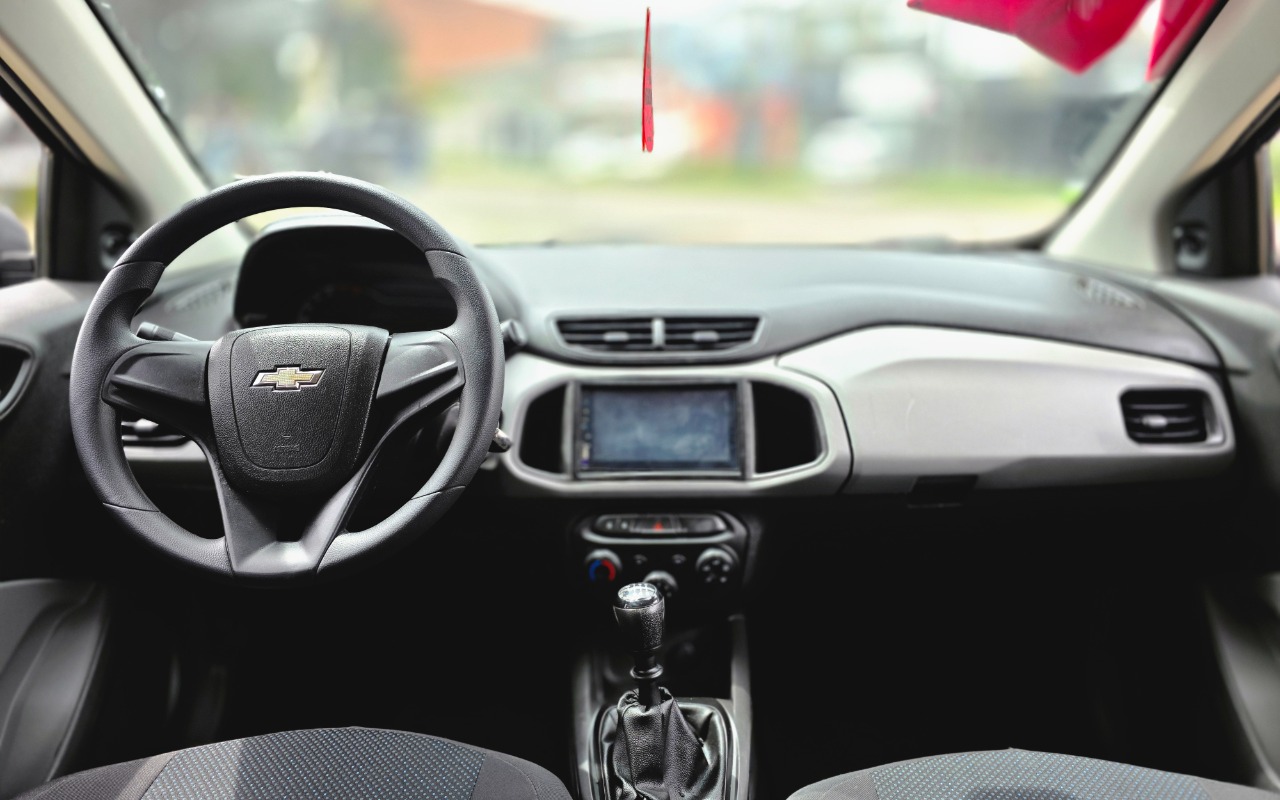 imagem-https://www.socarrao.com.br/sc-vehicle-images-prod/4300359/1791396887445-MjAyNjEwMDdfMTM0NDA2LmpwZw.jpg