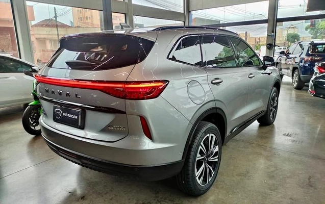 imagem-https://www.socarrao.com.br/sc-vehicle-images-prod/4300402/1791999892840-8533380_16_B_959bf708c3.jpeg