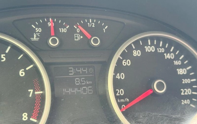 imagem-https://www.socarrao.com.br/sc-vehicle-images-prod/4300477/1791569628781-8498740_18_B_928ea8add9.jpeg