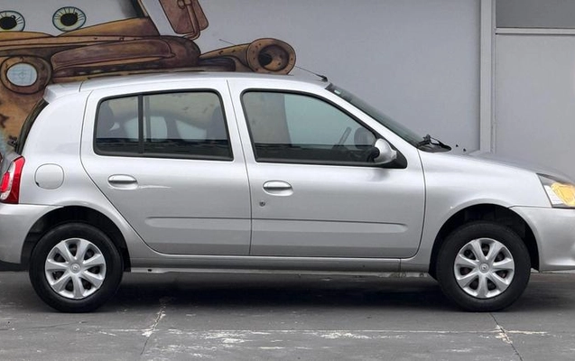 imagem-https://www.socarrao.com.br/sc-vehicle-images-prod/4300493/1791395692496-8541903_9_B_869c6590ee.jpeg