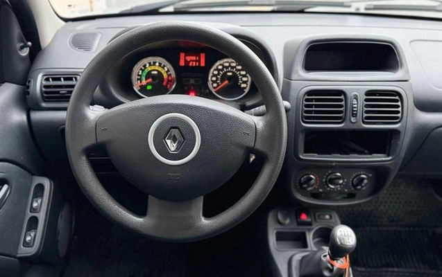 imagem-https://www.socarrao.com.br/sc-vehicle-images-prod/4300493/1791395692505-8541903_15_B_dd5b9c595a.jpeg
