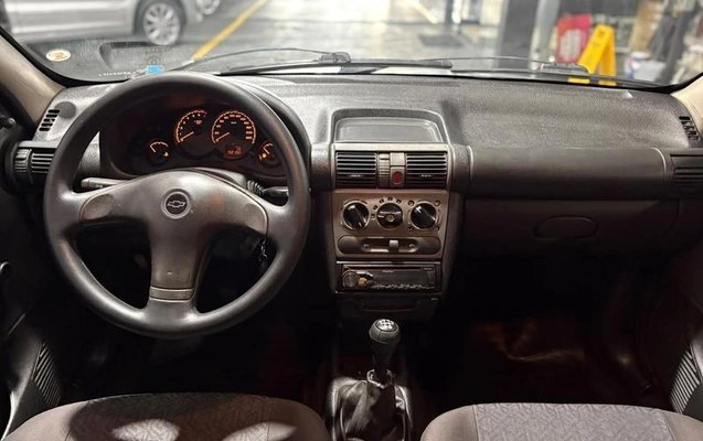 imagem-https://www.socarrao.com.br/sc-vehicle-images-prod/4300494/1791396309477-8482152_7_B_0e14544a35.jpeg