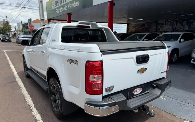 imagem-https://www.socarrao.com.br/sc-vehicle-images-prod/4300533/1791395772245-1791395670286.7.jpg
