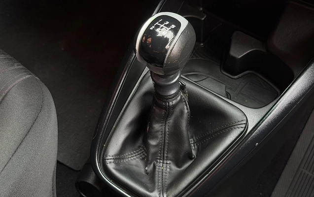 imagem-https://www.socarrao.com.br/sc-vehicle-images-prod/4300579/1791395825615-V2hhdHNBcHAgSW1hZ2UgMjAyNi0xMC0wNyBhdCAxNC4zMi4wMyAoMikuanBlZw.jpeg