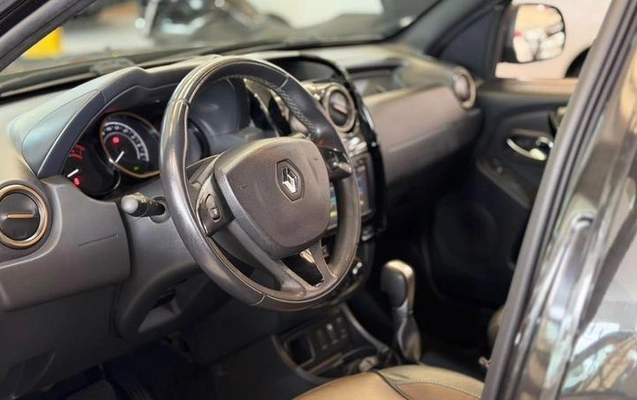 imagem-https://www.socarrao.com.br/sc-vehicle-images-prod/4300718/1791396113252-8542162_7_B_59e39be313.jpeg