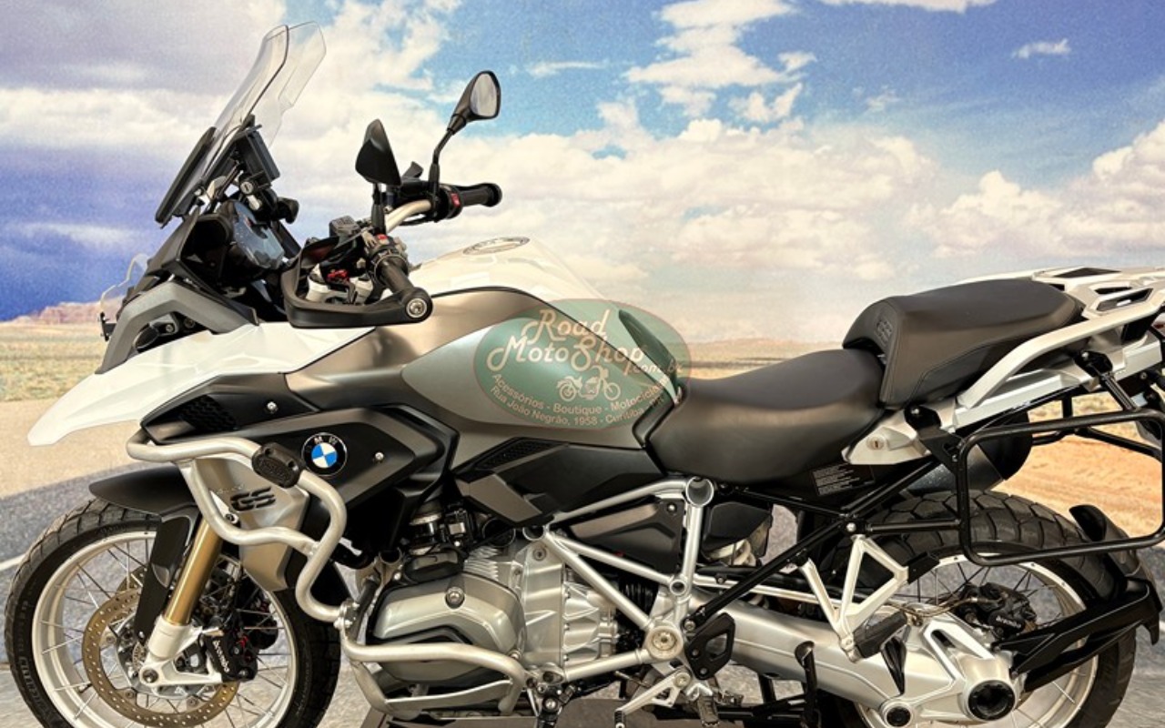 imagem-https://www.socarrao.com.br/sc-vehicle-images-prod/4300725/1791396172866-Qk1XMTIwMCBNQVJJTy5qcGc.jpg