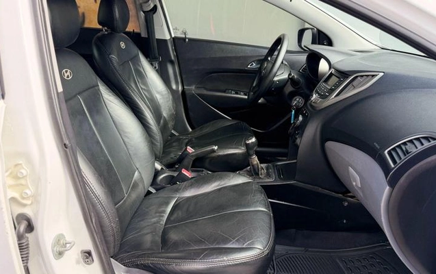 imagem-https://www.socarrao.com.br/sc-vehicle-images-prod/4300743/1791396245394-8552238_10_B_2efdd5bd49.jpeg