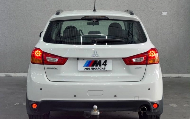 imagem-https://www.socarrao.com.br/sc-vehicle-images-prod/4300858/1792425789113-8492410_4_B_fda5931af0.jpeg